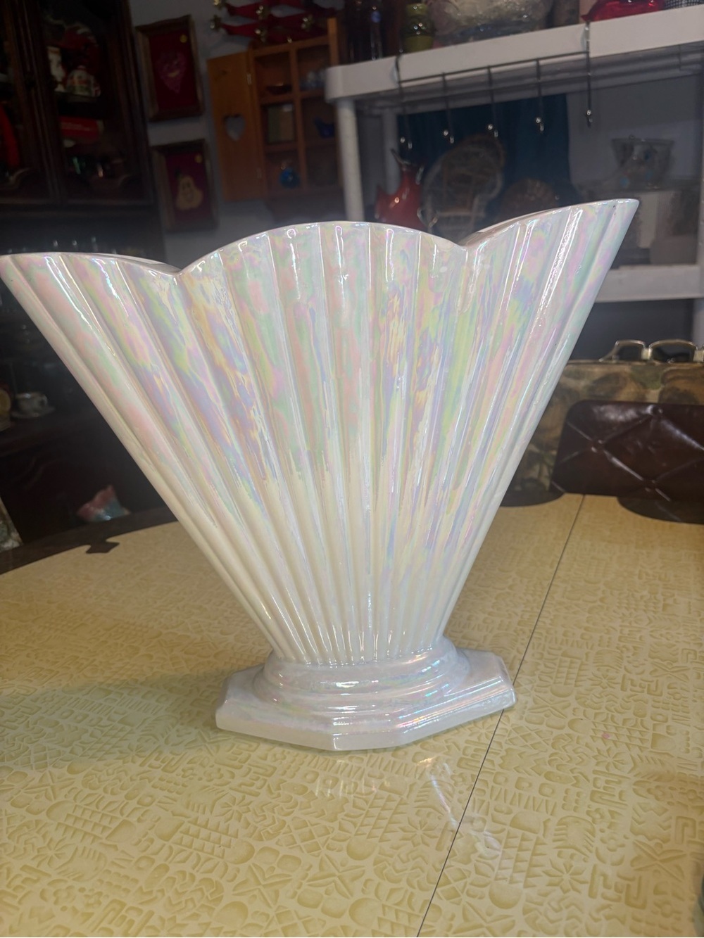 Vintage Iridescent Fan-Shaped Ceramic Vase - Pearl White